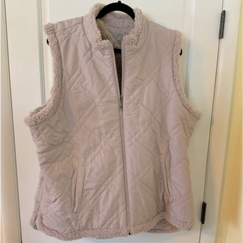 Denim & Co NWT Reversible Vest in 2X